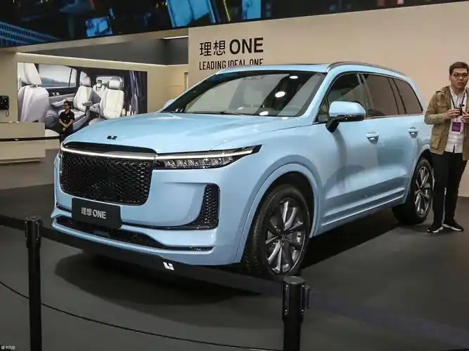 【2020款理想one增程6座版_整体外观_250/692张图片】_汽车图片大全