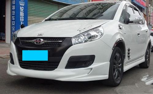 适用于两厢江淮和悦rs小包围改装 前后唇侧裙加装大尾翼