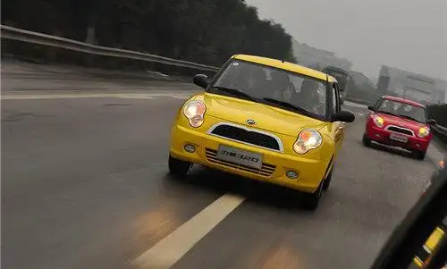 很mini很便宜 试驾"国产mini"力帆320