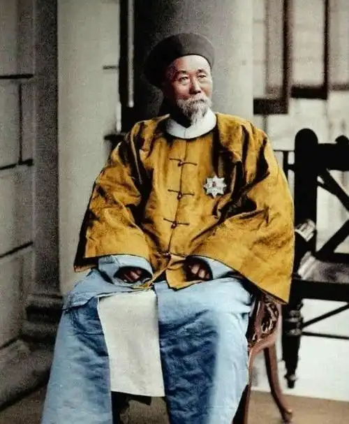 带你了解历史上真实的曾国藩:30岁之前是庸人 30岁之后却成_ 了圣贤