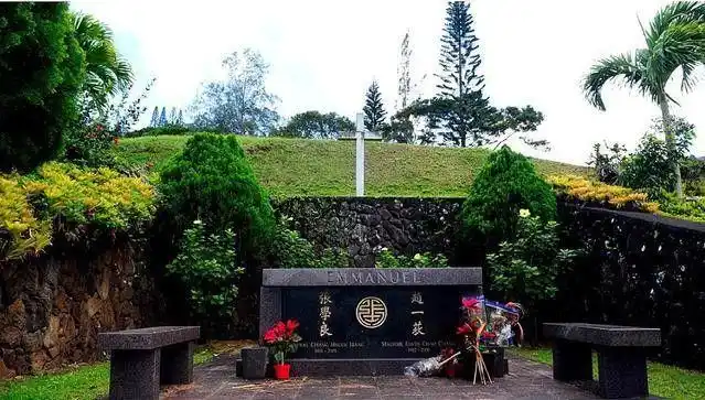 网易首页>网易号>正文申请入驻>(张学良赵四小姐墓地)张学良晚年来