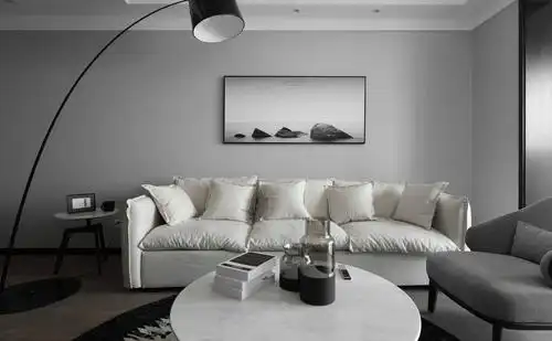 深沉静谧的灰色基调