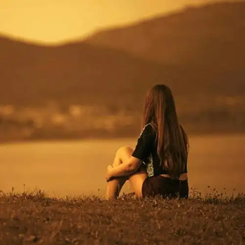 孤独寂寞头像图片大全 表示非常寂寞孤独的图片头像_伤感头像_美头网