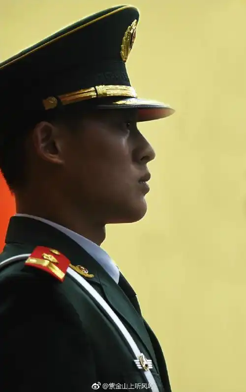 山东籍武警仪仗队礼兵