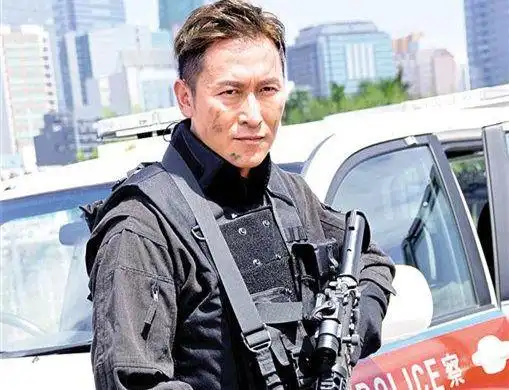 马德钟《飞虎2》粤语15~16集剧情,全集1-20剧情介绍