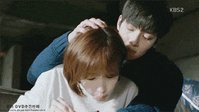 给你一个男朋友,你想要什么样的抱抱?