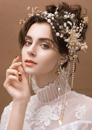 红妆学校西式新娘妆作品,轻松打造立体新娘妆