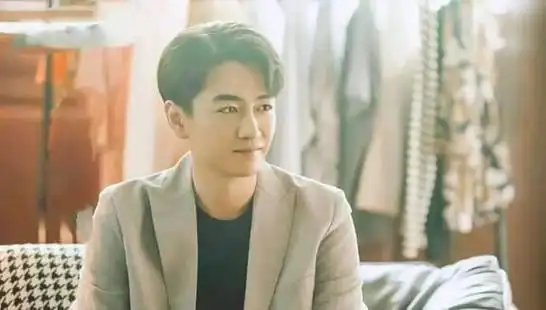 没想到36岁的陈晓竟以这种方式给所有的演员敲响警钟