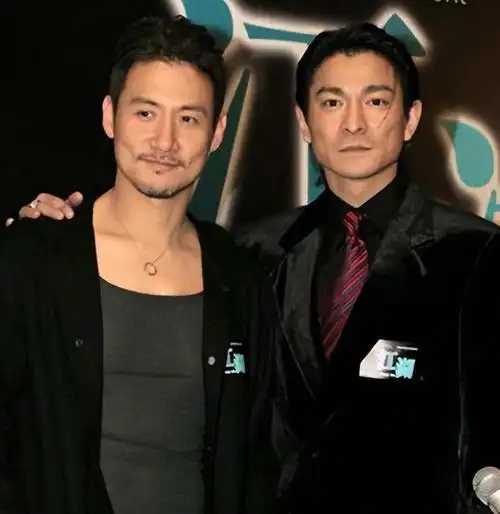 揭秘周华健虚伪事件刀郎震惊真相看看是怎么被撕开的