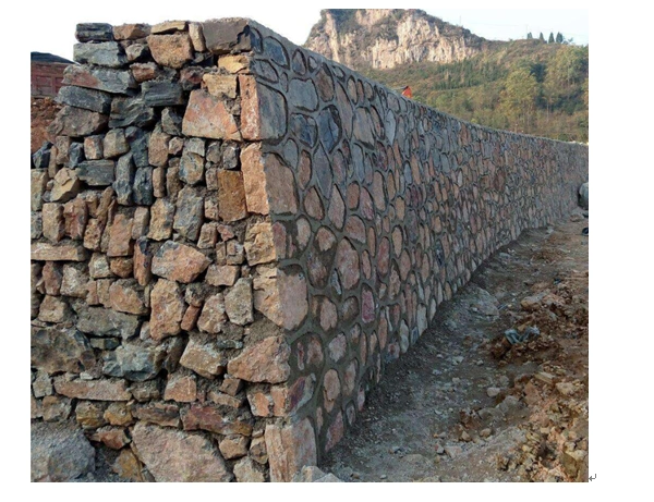 [方案]毛石挡土墙施工方案word版(共12页)