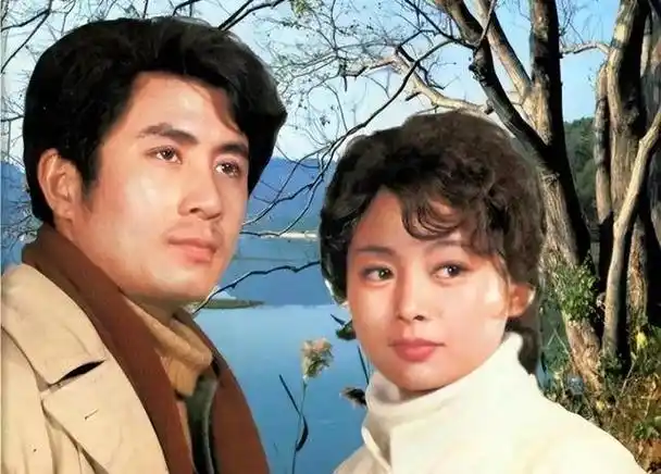 导演张建亚与张瑜分居6年终离婚,苦求复合未果,如今境况如何?