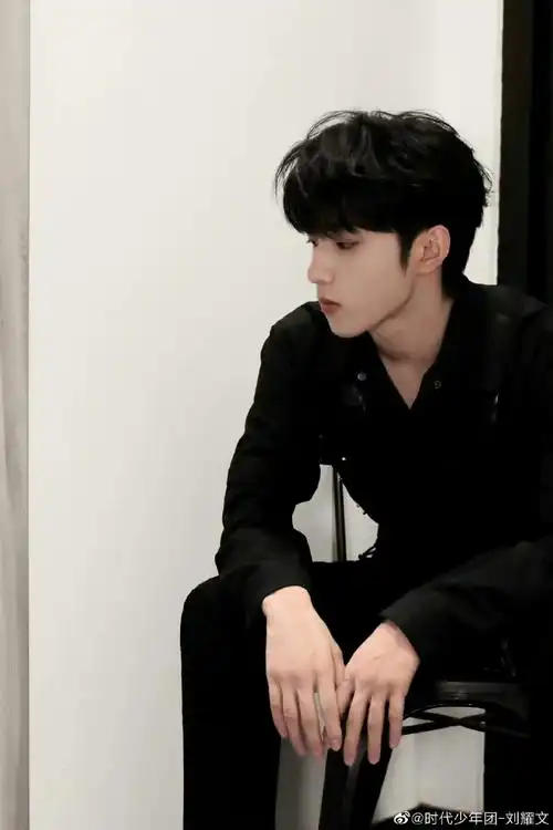 与刘耀文共赴微博之夜##刘耀文巧乐兹品牌代言人