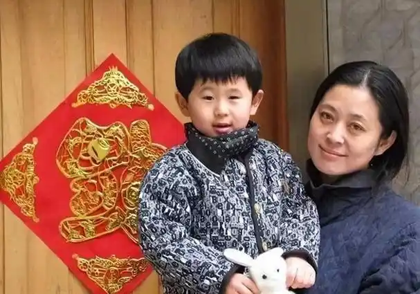 明明是正常人却生出残疾孩子的6个明星他们各个让人心疼