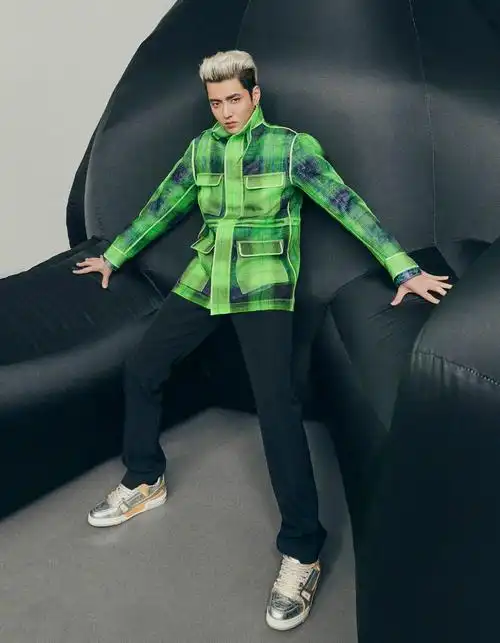 搭档angelababy以及赵今麦,赵今麦和吴亦凡的cp在当时还获得了很多