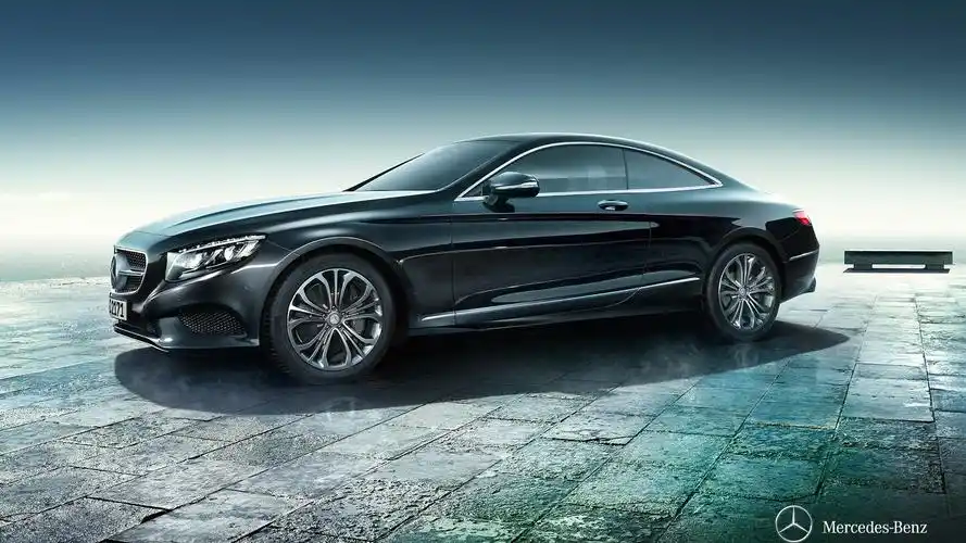 新款梅赛德斯-奔驰壁纸_新款超级跑车