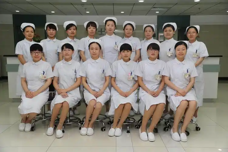 耳鼻咽喉头颈外科护理人员集体照