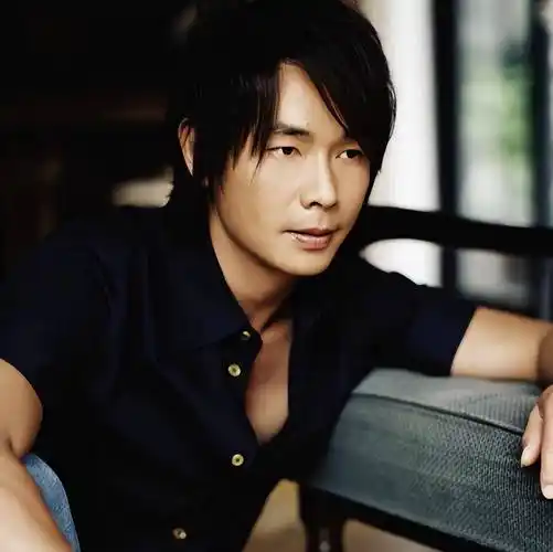 "情歌王子"黄品源:中年分手不离家,他和前妻的联系引来争议_杨佳_男人