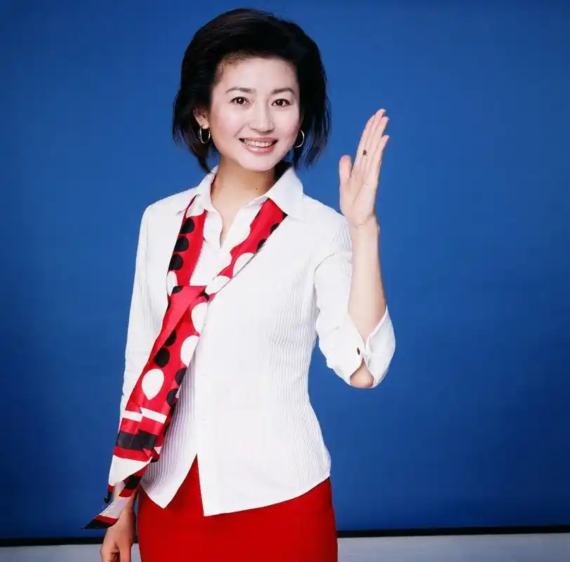 王小丫,1968年1月22日出生于四川省昭觉县,中央电视台主持人!