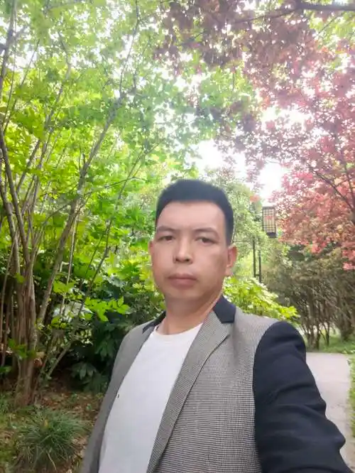 35岁离异男征婚照片(id:5364774)_河南洛阳征婚交友_我主良缘网