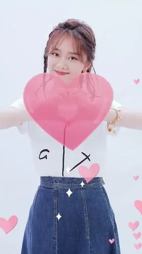 你有一个满满少女感的@谭松韵seven 待签收~. 来自娱乐日爆社 - 微博