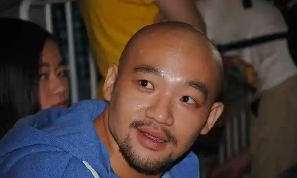 原创他们是人们艳羡的明星为何走上吸毒之路