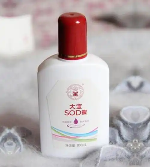 西安地区批发大宝sod清爽保湿露水润清透70瓶 箱厂家货源高清图片