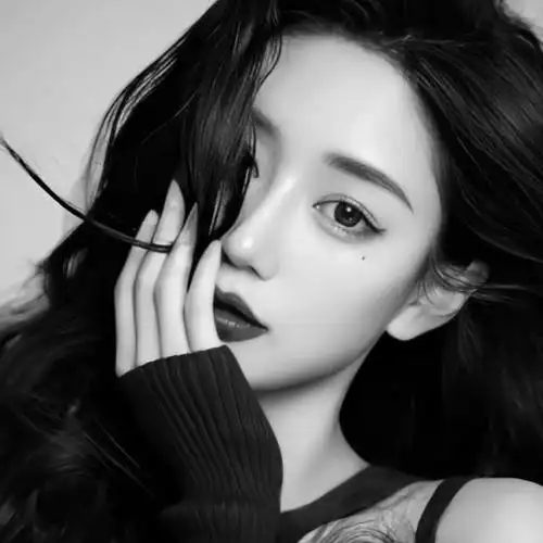 寂寞孤独伤感黑白头像图片