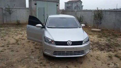 闪光银全新捷达提车记