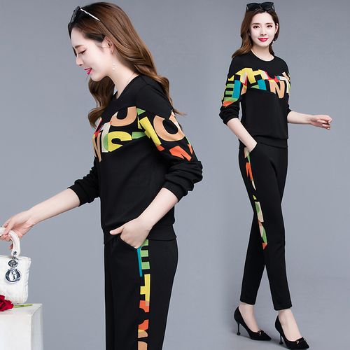 共462473 件春季休闲服套装女相关商品