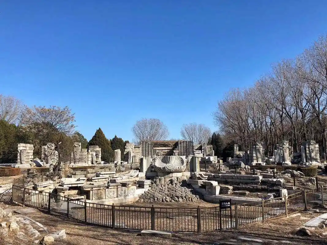圆明园遗址