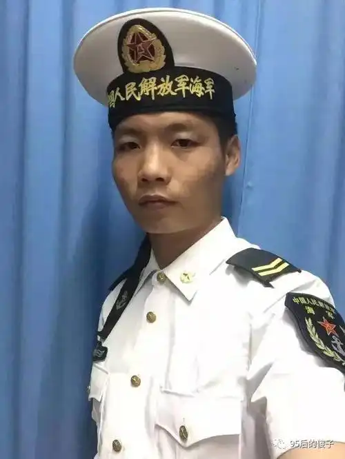 9 海军福州舰信号兵2015.