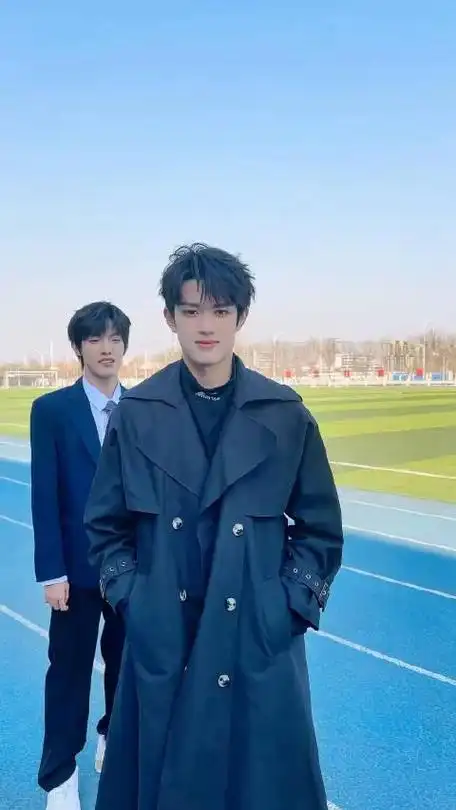 tf家族三代复刻小剧场更新张泽禹x张极苏新皓x穆祉丞张峻豪x余宇涵