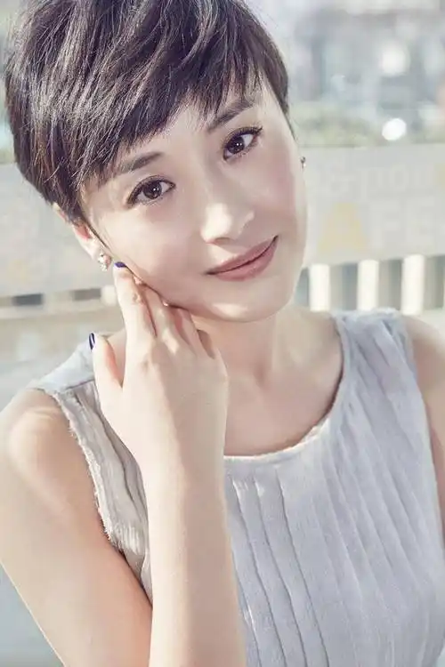 李雪健和陈宝国等前辈,对于演员和明星分得很清楚,傅淼本人也深度认同