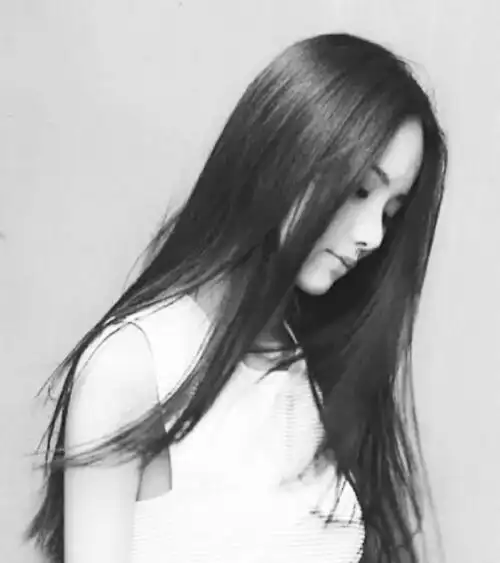 女生头像头像女生侧面黑白