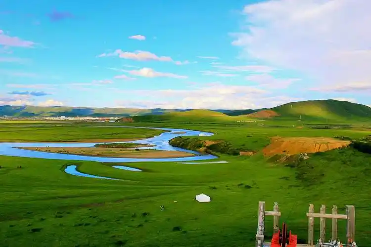 仙境九寨 茫茫草原 九寨沟 若尔盖 红原 拼车/包车 环线5日游