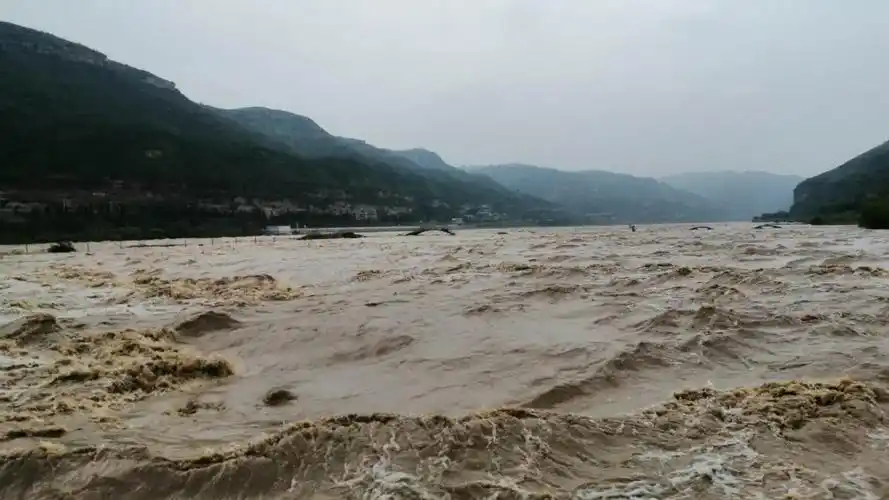 这就叫一条大河波浪宽吧?