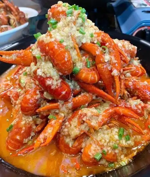 蒜泥龙虾图片