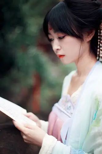 这叫以牙还牙.我可能不会给你一巴掌.我把你打到手酸了.都累了.