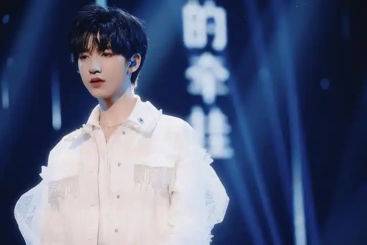 贺峻霖小贺贺仙子 - 堆糖,美图壁纸兴趣社区