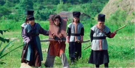 古代女犯人斩首前为何要脱掉外衣羞辱是其一还有一点很重要