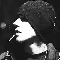 吸烟男生微信个性头像分手那天我学会了吸烟男生颓废灰色黑白吸烟男生