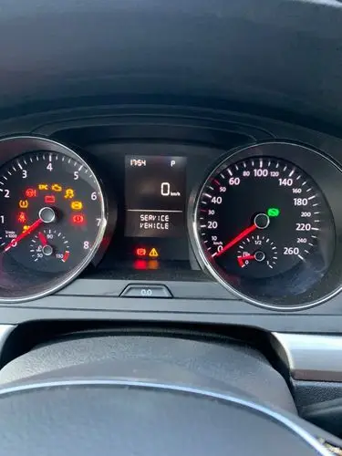 凌渡黄色感叹号