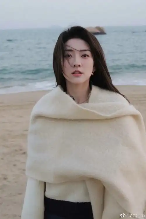 梁洁和围巾的适配度##梁洁森林系氧气穿搭##转发接龙开新年