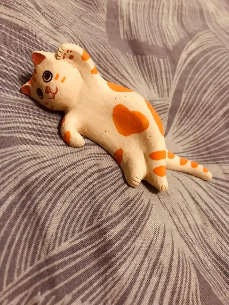 感谢送的小手工小猫咪的脚掌都给画上了