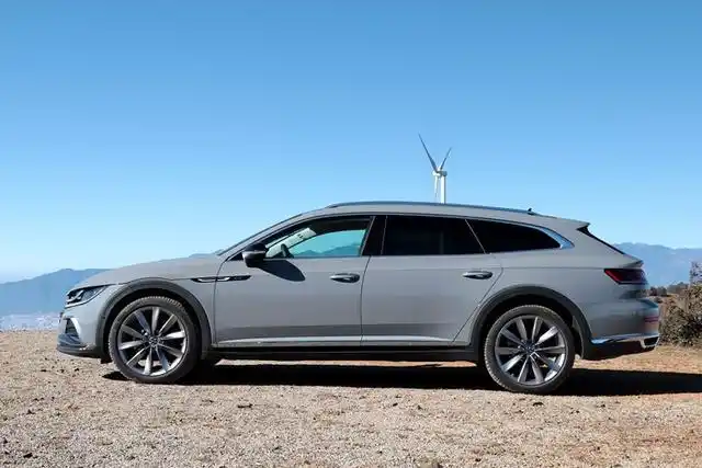 大众cc猎装版首试:这应该是20-30万里最优雅的猎装车