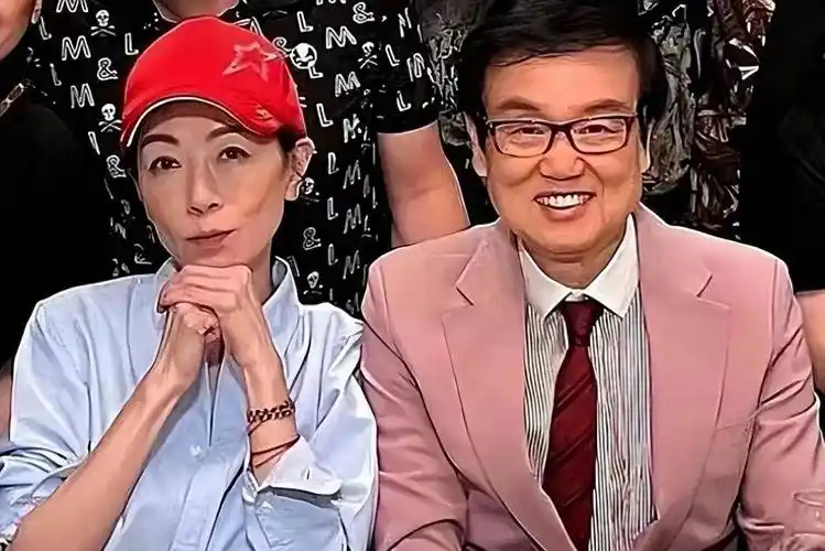 短发女神袁洁莹过生日,黄百鸣等众多圈中好友为其庆生_郭富城_身体