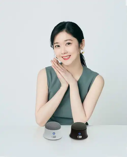 韩星张娜拉婚后复出首接代言,笑容甜美面色红润气色好