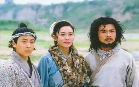 张翠山是张三丰和郭襄的私生子?他终生未娶,她也未嫁,怎么可能