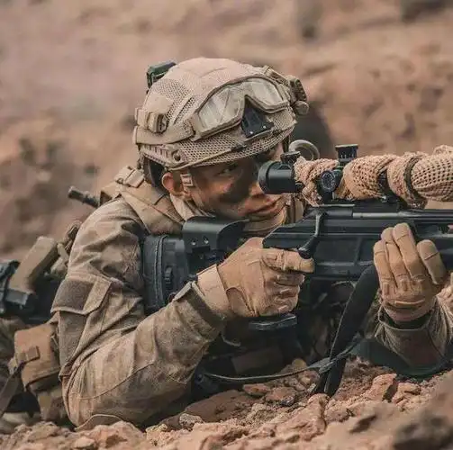 我国的军队狙击手和特警狙击手哪个更厉害?看完你就清楚了