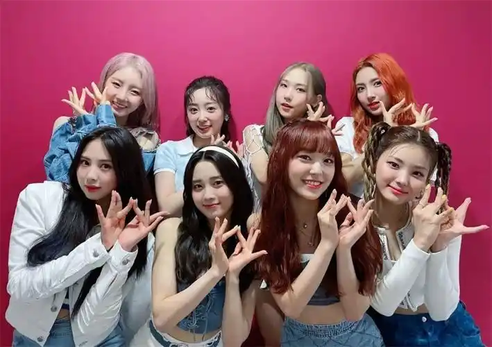 cube新秀女子组合接受采访,成员谈到是bts激励她们成为偶像!